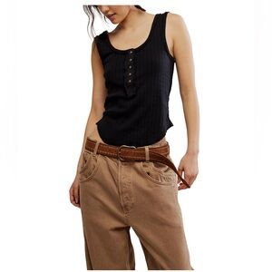 We The Free Women's Bryson Sleeveless Henley Top size M